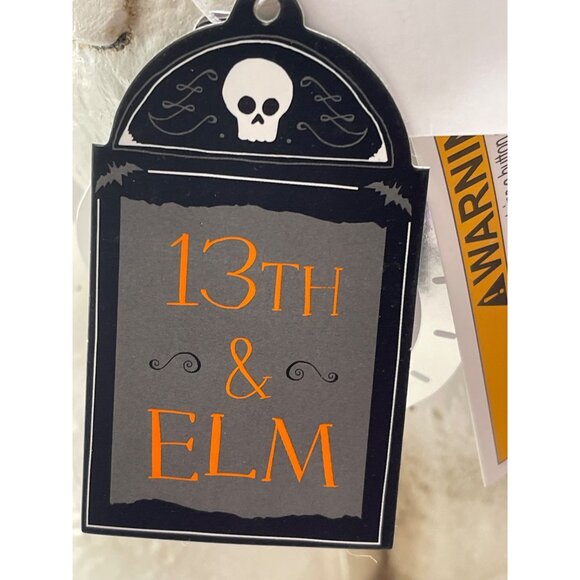 13Th & Elm LED Flickering Skull Candle Holder Light-Up Halloween Large New - Picture 8 of 11